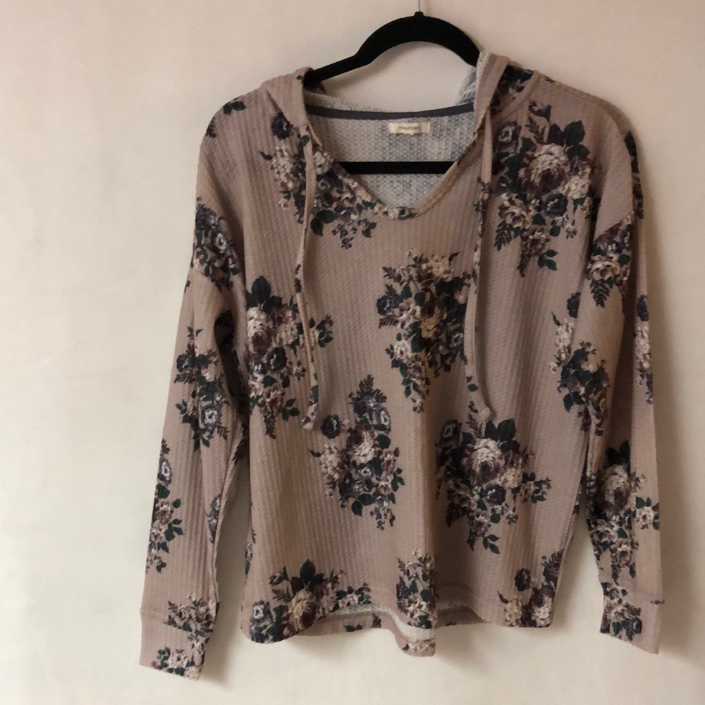 Maurice’s mauve hooded thermal top